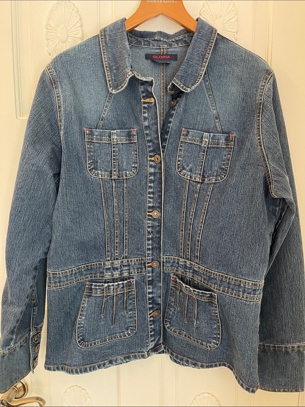 Gloria Women's Classic Light Blue Denim Jacket